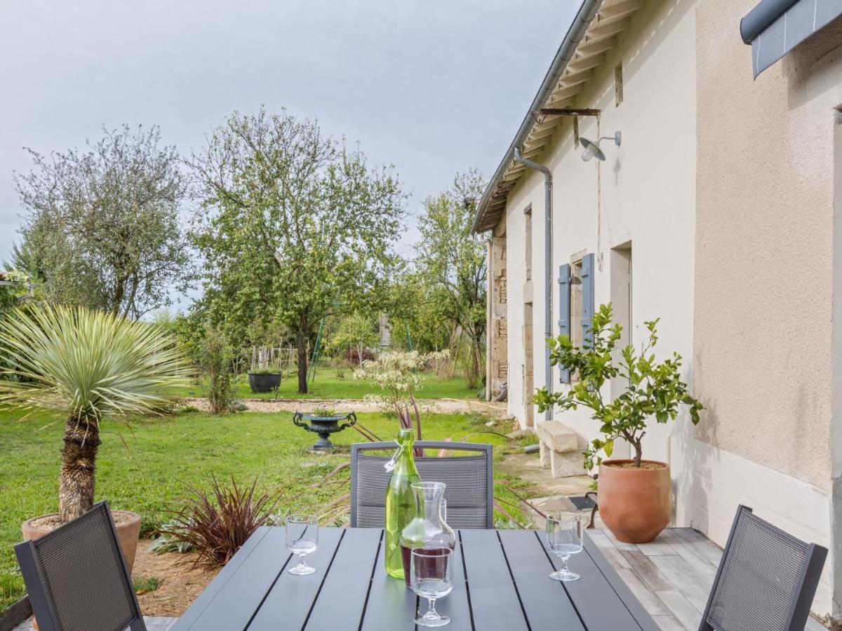 La Marceline Gite Confort Et Nature Chef-Boutonne Exterior photo
